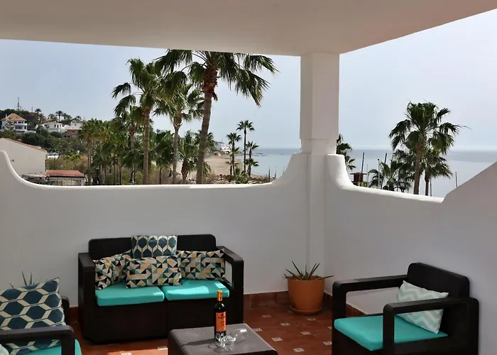 Apartment In The Center Of La Cala De Mijas With Sea Views